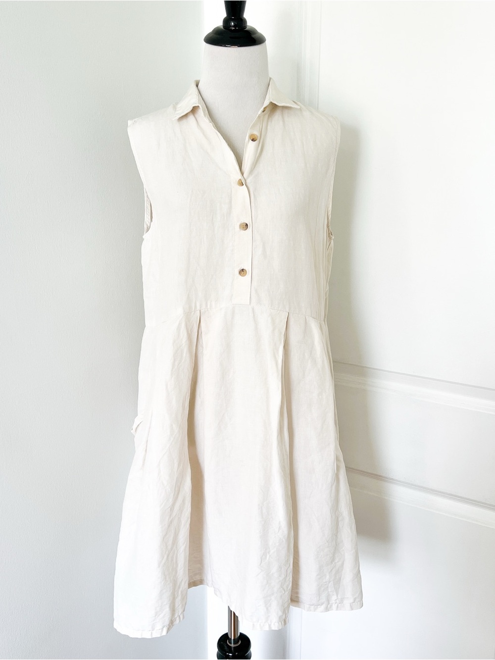 Creatures of Comfort Silk and Linen Cream Sleeveless Collared Mini Dress - 4